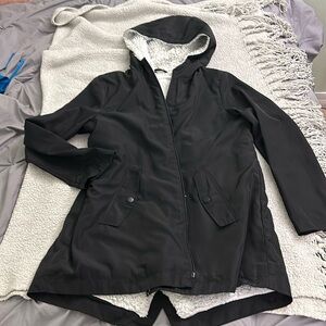 Linda Anderson Size Small Black raincoat